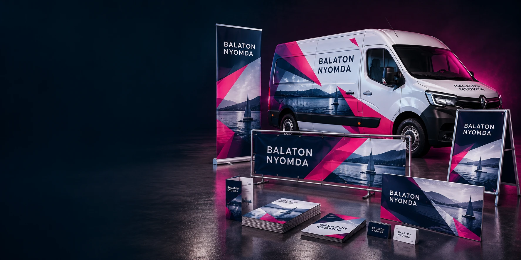 Balaton Nyomda arculattal: roll-up, dekorált kisbusz, molinó, A-tábla, szórólapok és névjegykártyák