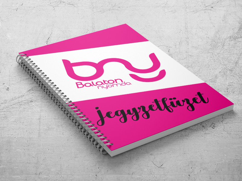 Jegyzetfüzet készítés